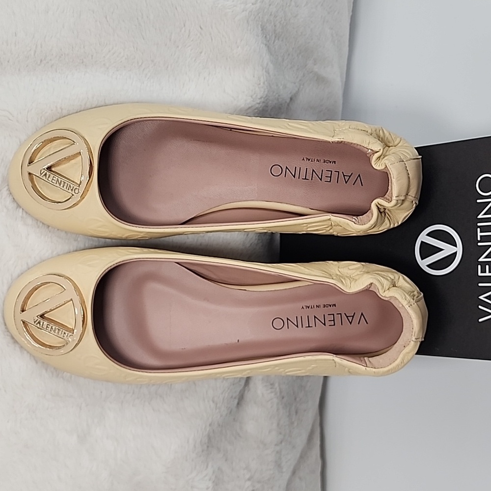 Valentino Ballet Flat by Mario Valentino Calliope Vlogo Leather Size Euro 9 US 8 - Picture 3 of 6